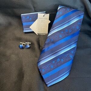 NWT- Elegant Silk Blue Striped Tie Set
